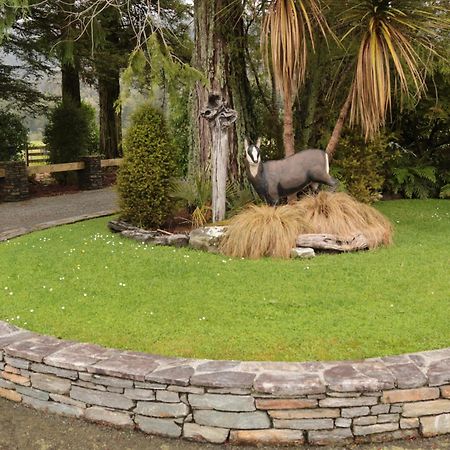 Westholm Lodge Harihari Zewnętrze zdjęcie